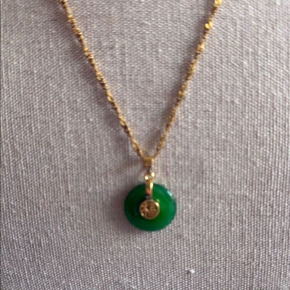 Jewelry - NWOT Genuine Imperial Green Jade Donut Disc Pennant  18 K Gold Plated Necklace.